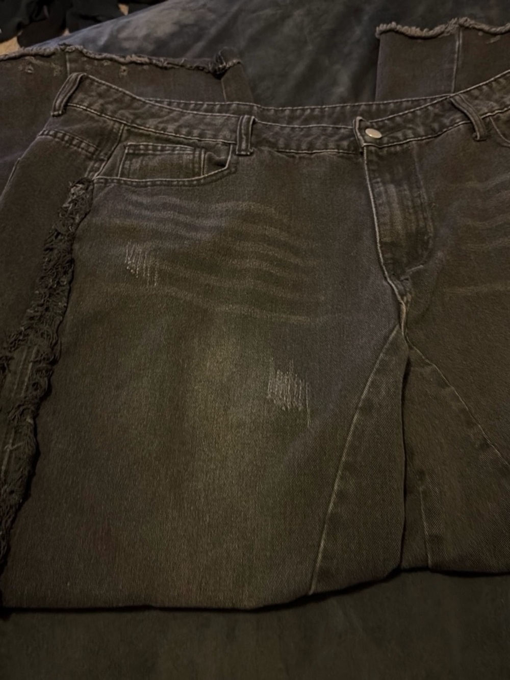 Men's Black Distressed Jeans